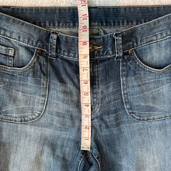 Simply Vera Vera Wang Jean Capris Size 10 Blue Zippered Pockets Utility - Picture 9 of 14